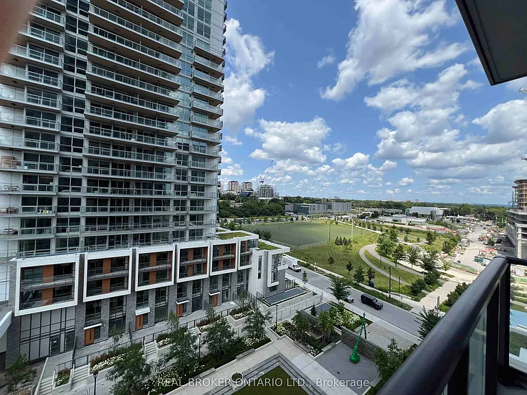 85 McMahon Dr #1008 — Photo 1