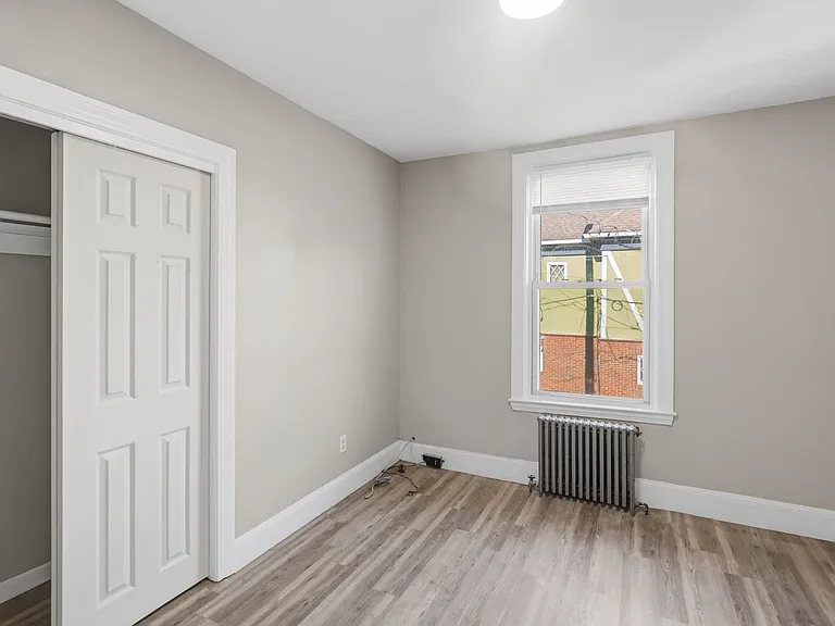 54-56 Hamlet Ave — Photo 7
