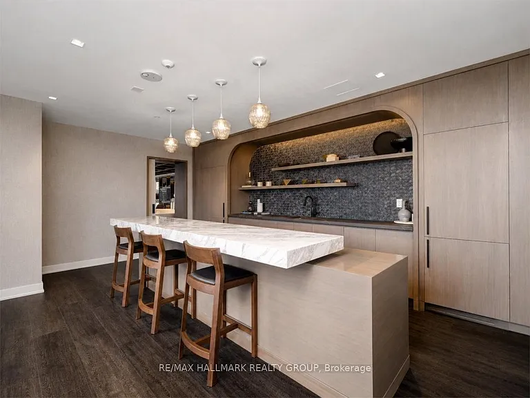 560 Rideau St #1106 — Photo 37