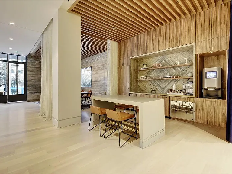 501 West Ave #703 — Photo 33