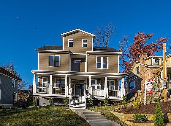 2nd image of 221 Underwood St NW