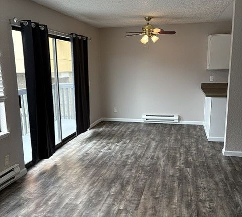 living room/dining room.
