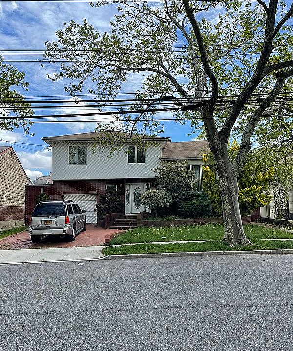 1st image of 313 Mayfair Dr N