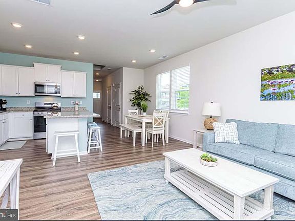 5th image of 35026 Sunfish Ln