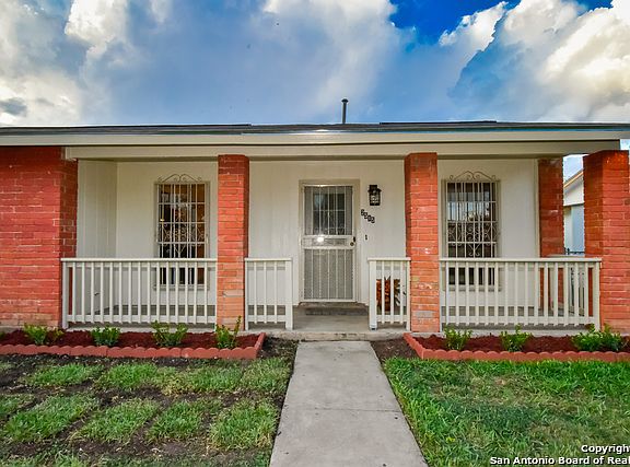 3rd image of 2515 Big John Dr