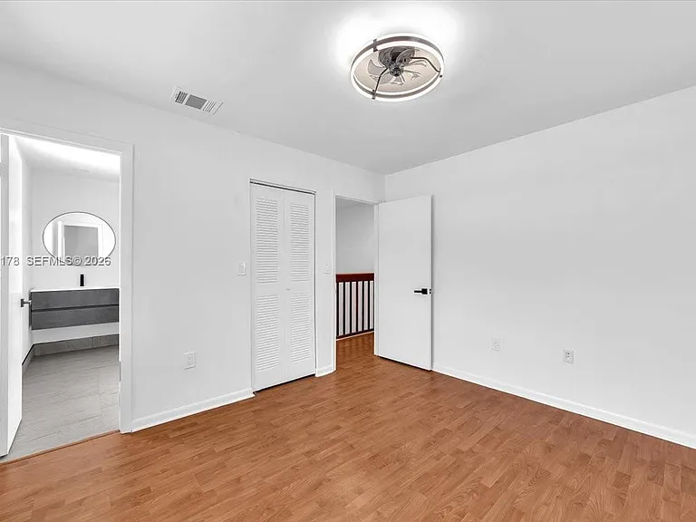 12370 SW 52nd St — Photo 26