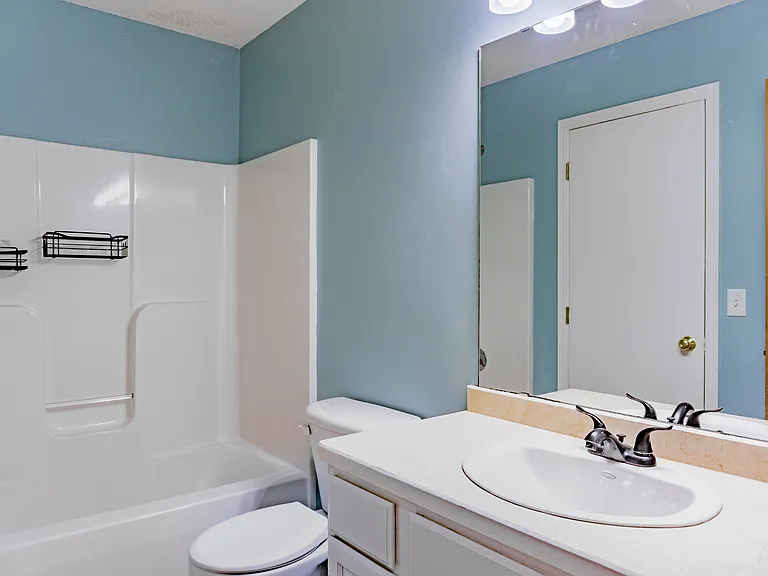 2112 Blake Ave — Photo 36