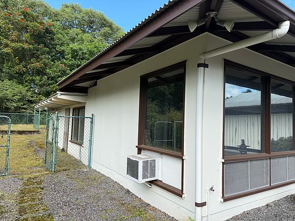 4th image of 1109 Malanani Pl