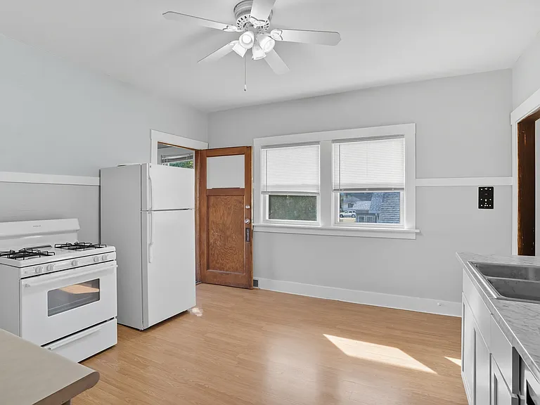 1719 Marquette St — Photo 12