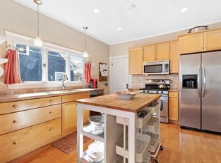 50 Playstead Rd #2, Newton, MA 02458
