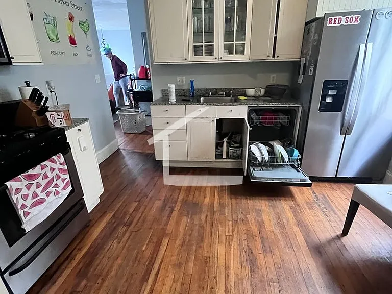 733 Parker St #5 — Photo 3