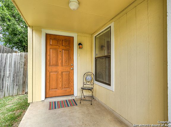 2nd image of 7449 Myrtle Trl
