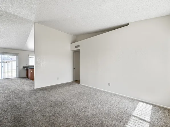 11102 W Turney Ave, Phoenix, AZ 85037