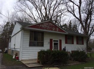 1094 Exchange St, Alden, NY 14004