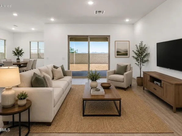 31512 N HAYWEATHER Lane, San Tan Valley, AZ 85143