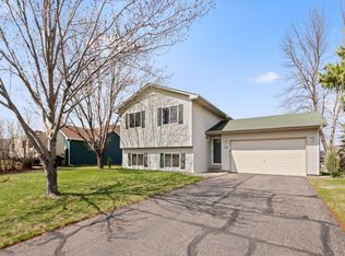 115 Bluestem Ave, Shakopee, MN 55379