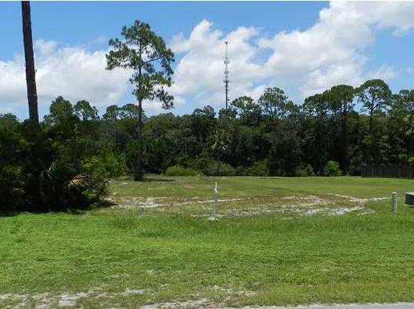 518 15th St N, Port Saint Joe, FL 32456