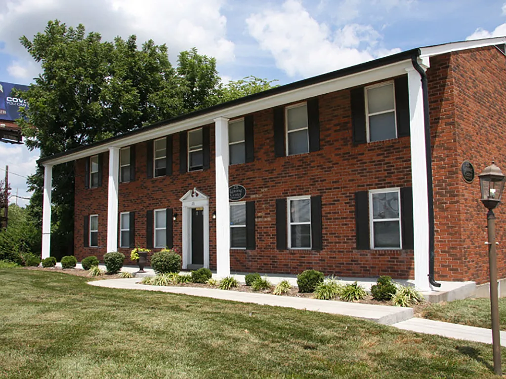 Cedarbrook Apartments — Photo 1