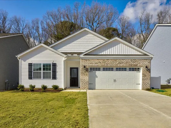 2208 Fletcher Ridge Dr, Durham, NC 27703