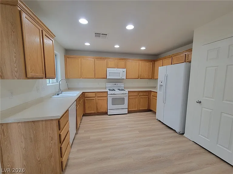 3813 Bayamon St #0 — Photo 3