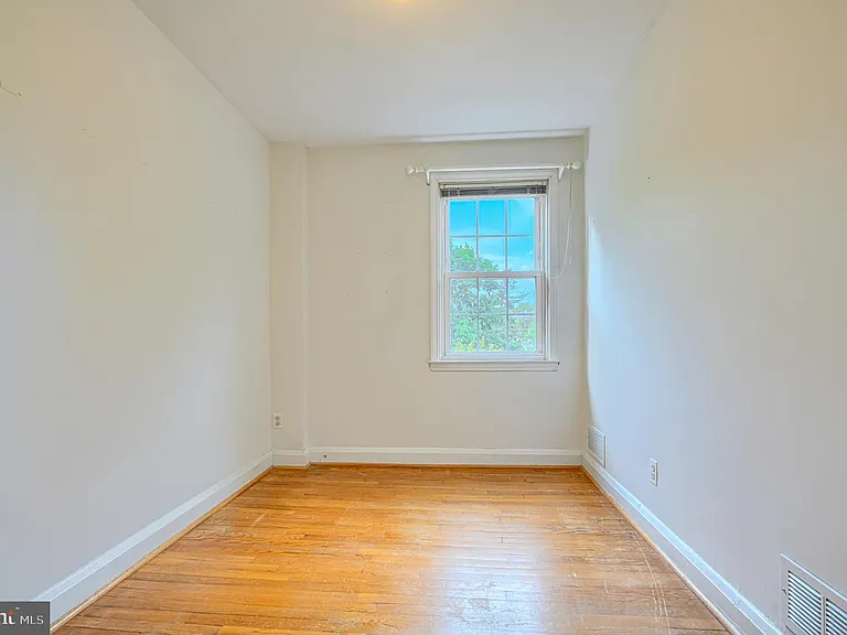 372 Old Trail Rd — Photo 15