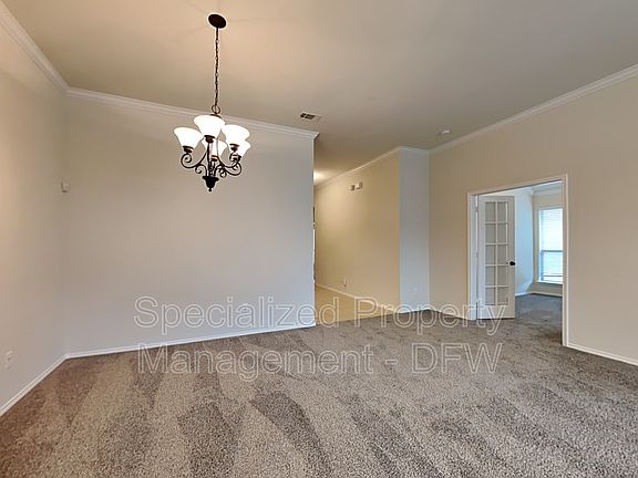 4th image of 813 Bens Dr
