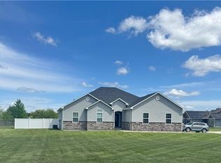 1177 SE 185th Rd, Knob Noster, MO 65336