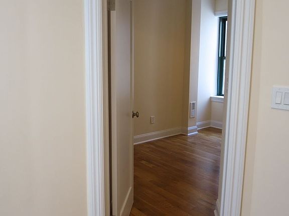 4th image of 542 E 79th St APT 5E