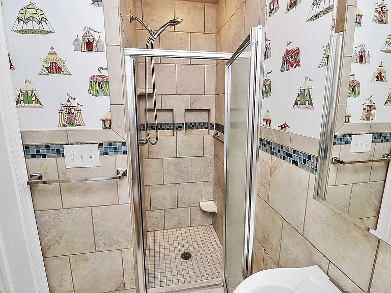 307 Ethan Ln — Photo 22