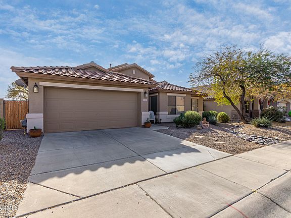 3rd image of 42269 W LITTLE Drive