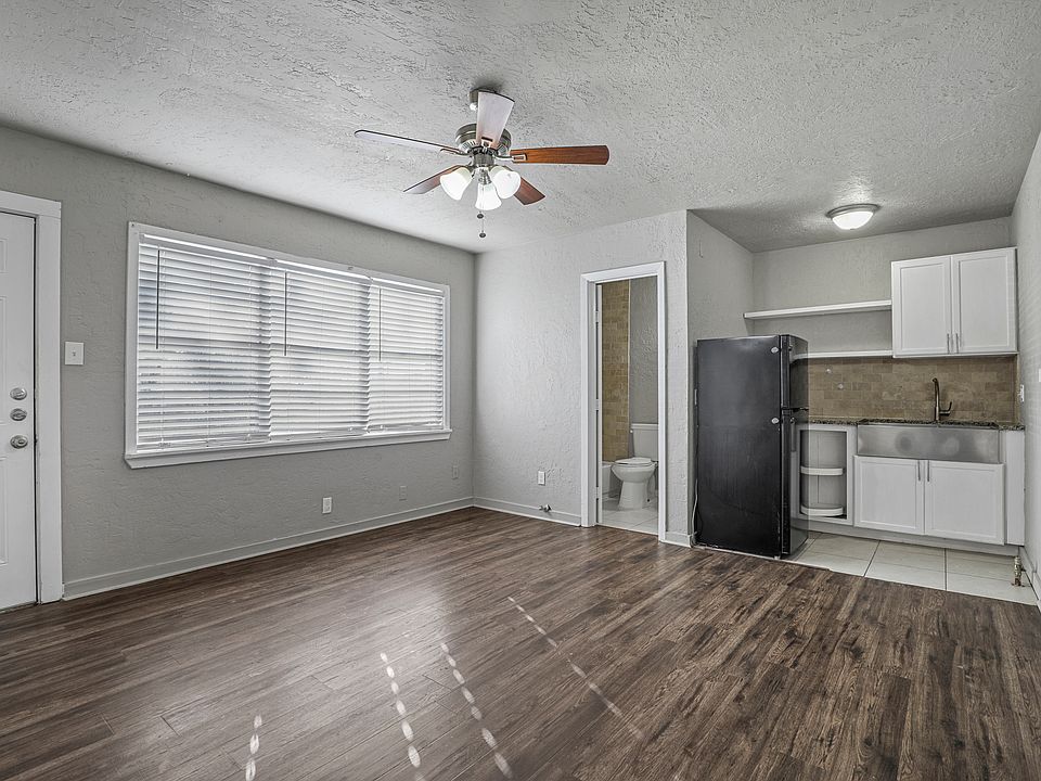 118 W Sears St Denison TX Zillow