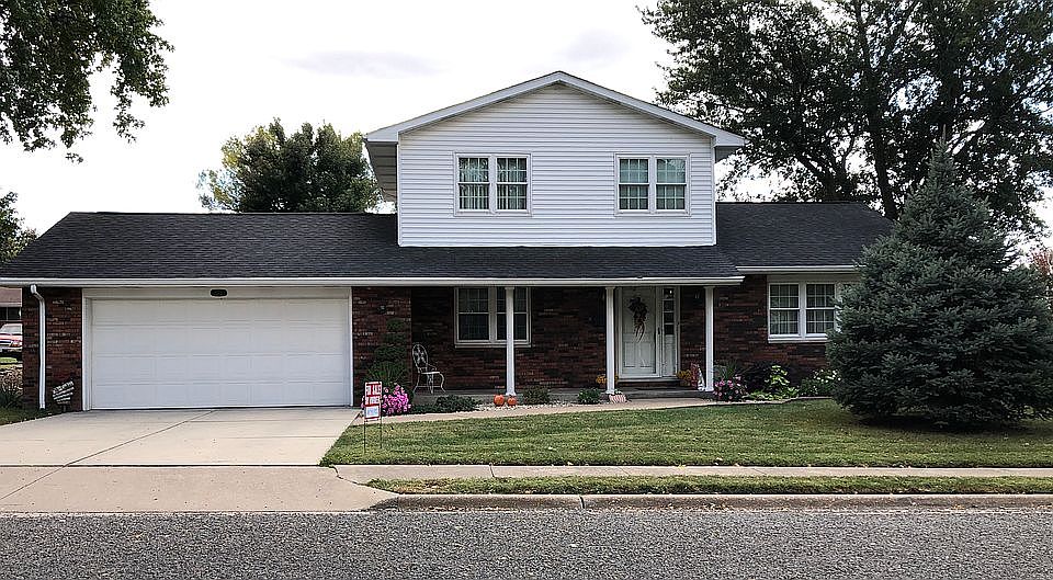 Front view with 2-car garage