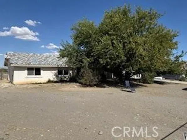 3386 Acacia Rd, Phelan, CA 92371