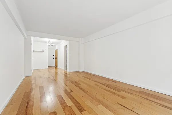 Rented by Oxford Property Group | media 12