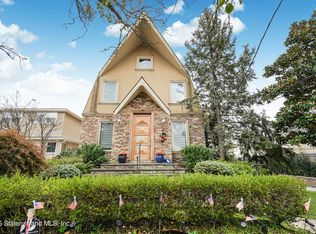 44 Zephyr Ave, Staten Island, NY 10312