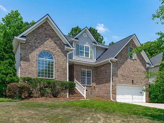 2nd image of 113 Joseph Pond Ln