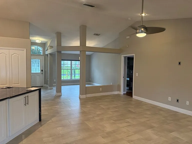 9020 Lake Coventry Ct — Photo 13