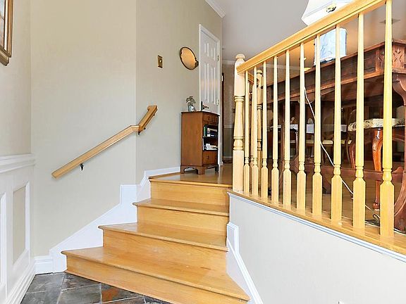 4th image of 5591 Governors Pond Cir