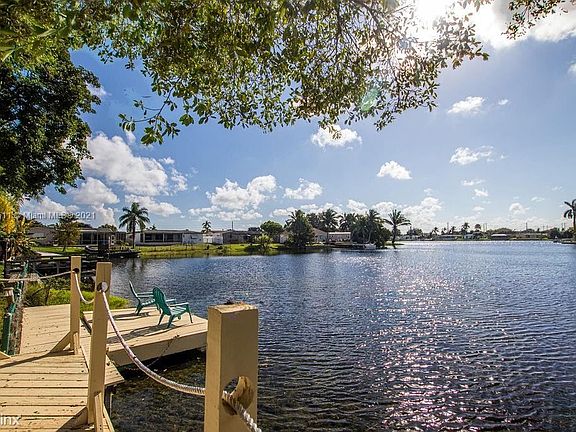 2F9DA34F-EE3E-458B-B343-C9BFA03D0F8E