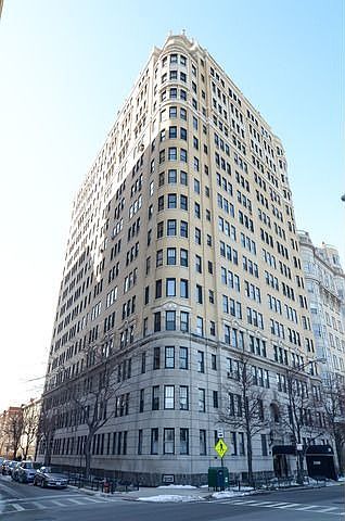 1st image of 3300 N Lake Shore Dr APT 11C