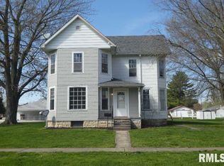 363 E Tanner St, Waverly, IL 62692