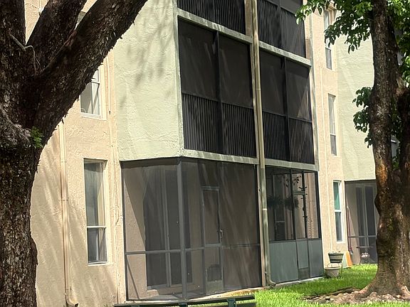 5th image of 7175 Orange Dr APT 207