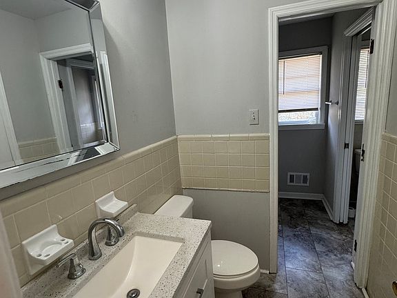 5th image of 4367 Pharr Ave