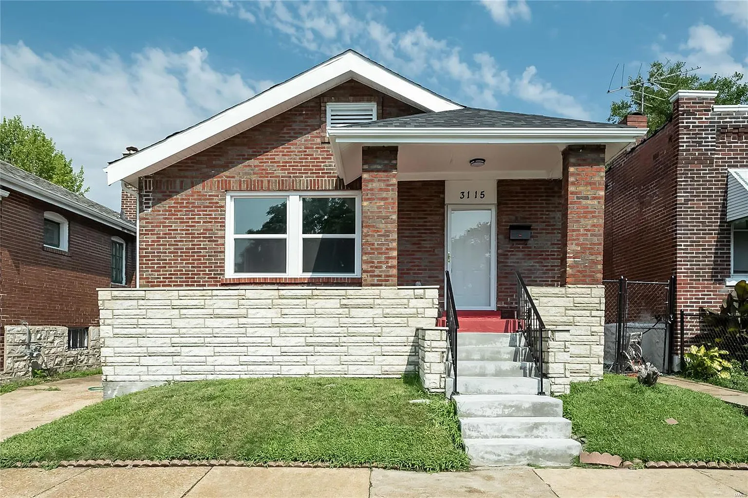 3115 Clay Ave photo 1