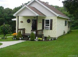 30 West St, Cattaraugus, NY 14719
