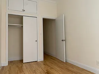 Rented by PocketBroker Inc