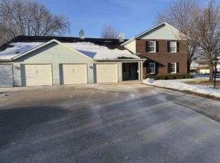 8012 41st Ave #20C, Kenosha, WI 53142