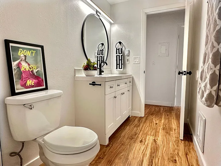 Parkview Apartments — Photo 7