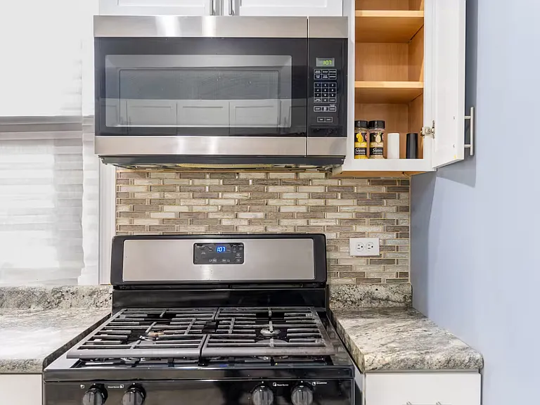 8020 S Harvard Ave #2 — Photo 5