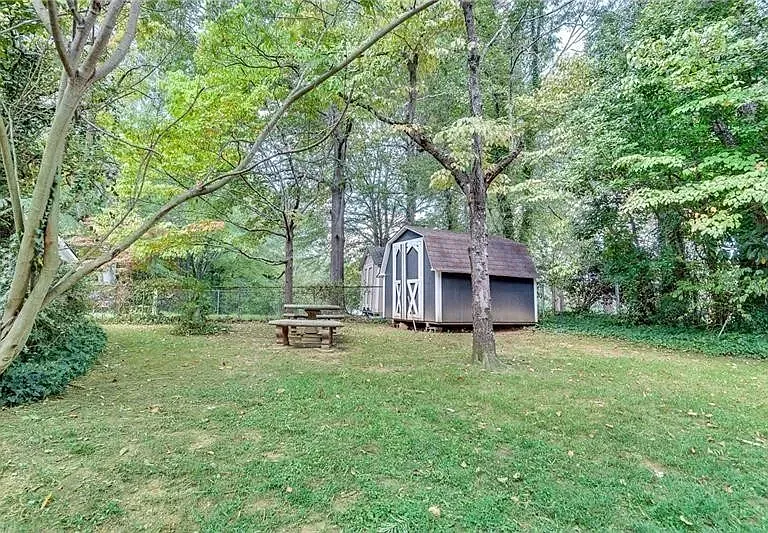 3839 Redbud Ct SE — Photo 4